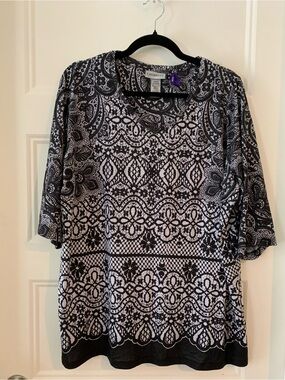 Catherines , women's dressy Top black and white print  plus size